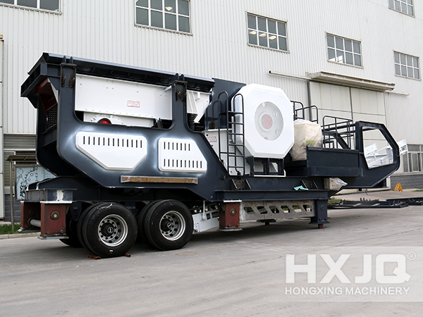 Mobile Crusher in Factory